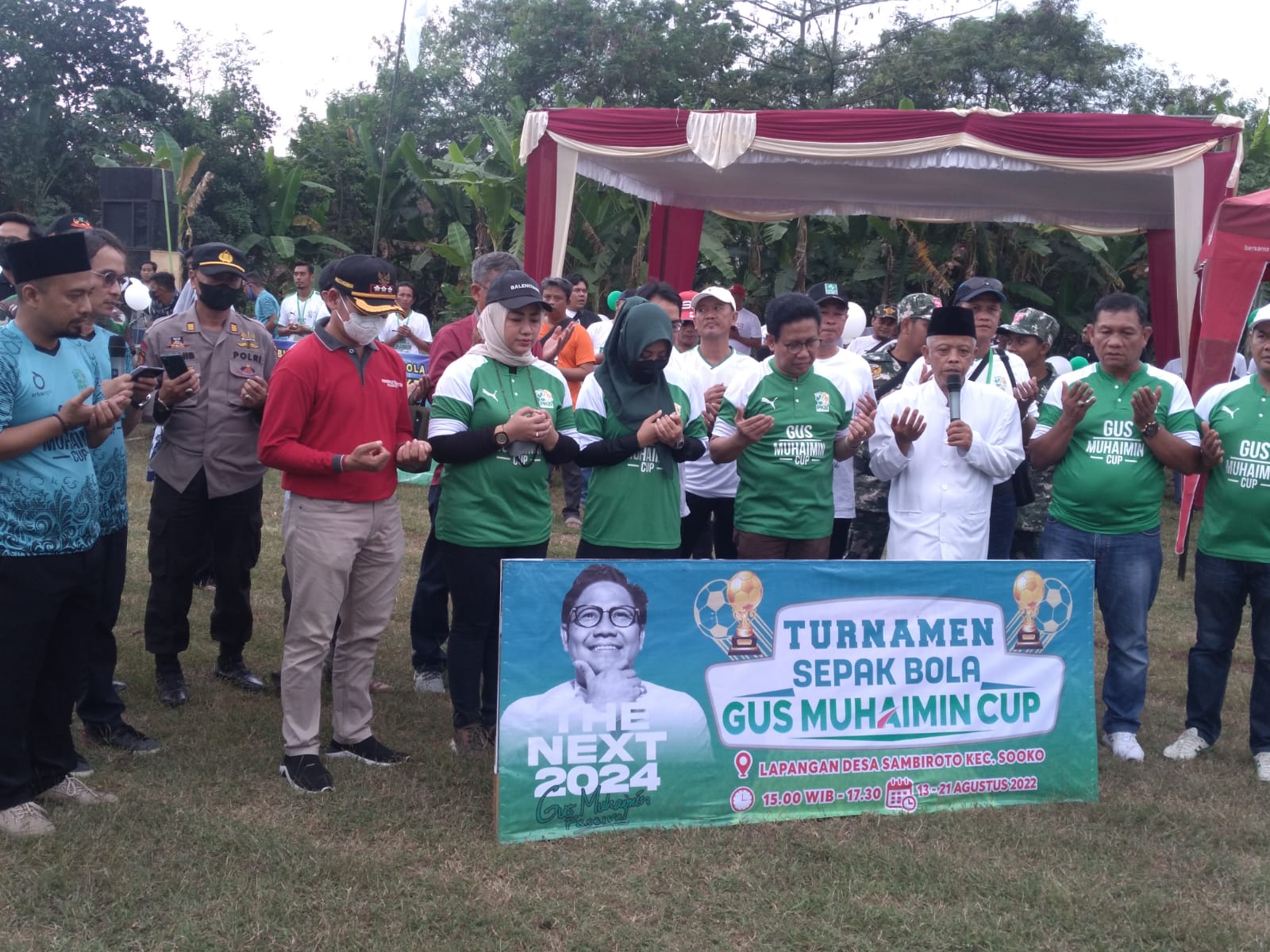 Meriahkan Hari Kemerdekaan RI Ke 77 Pemerintah Desa Sambiroto Kecamatan Sooko Gelar Turnamen Sepak Bola " PIALA GUS MUHAIMIN CUP"